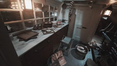 HMS Victoryn laivakeittiön valmistus- ja tarjoilualue (Galley pantry).