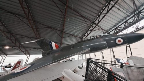 Kuvassa näkyy Gloster Javelin FAW.1 -jokasään hävittäjä