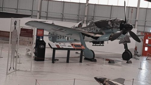 Focke-Wulf Fw 190 A-8/R6 -hävittäjälentokone 