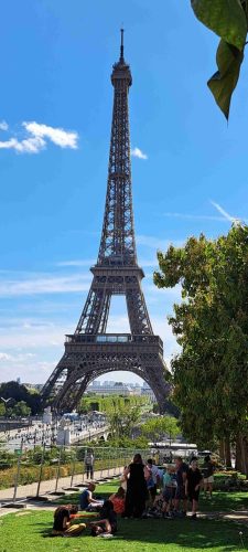 Eiffel tornia juurelta